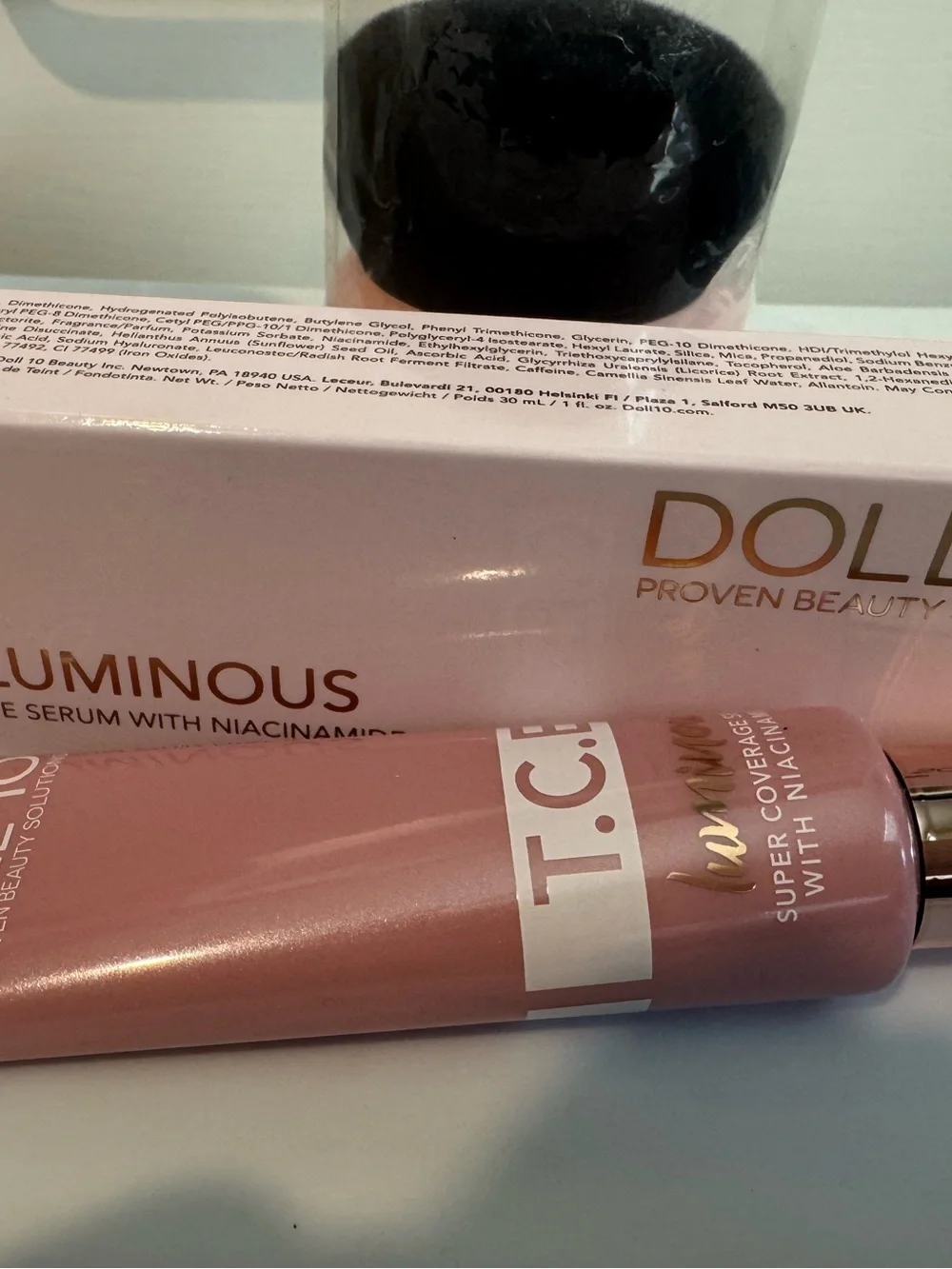 Dollcake Doll 10 T.C.E. Luminous Serum Tint, Foundation & Brush